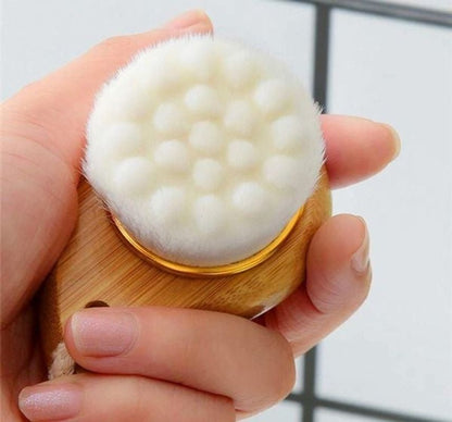 Facial Brush with Bamboo Handle - Mode & More